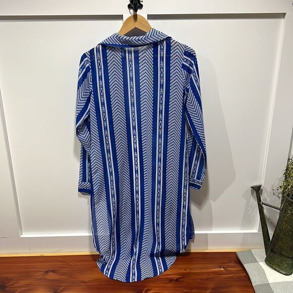 Geometrical long flowy kimono blouse, size medium - Picture 4 of 4